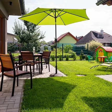 Elejan * Bešeňová